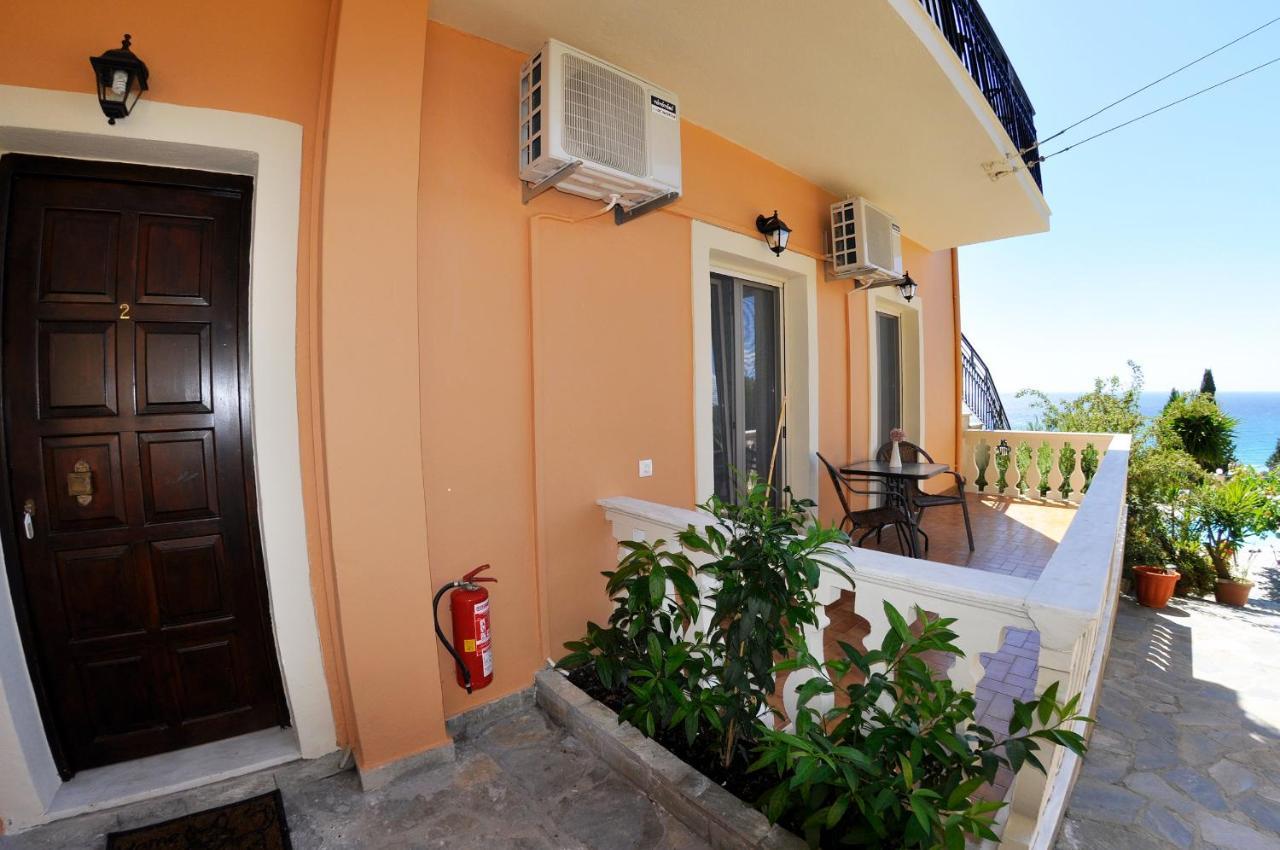 Dina'S Paradise Agios Gordios  Ngoại thất bức ảnh