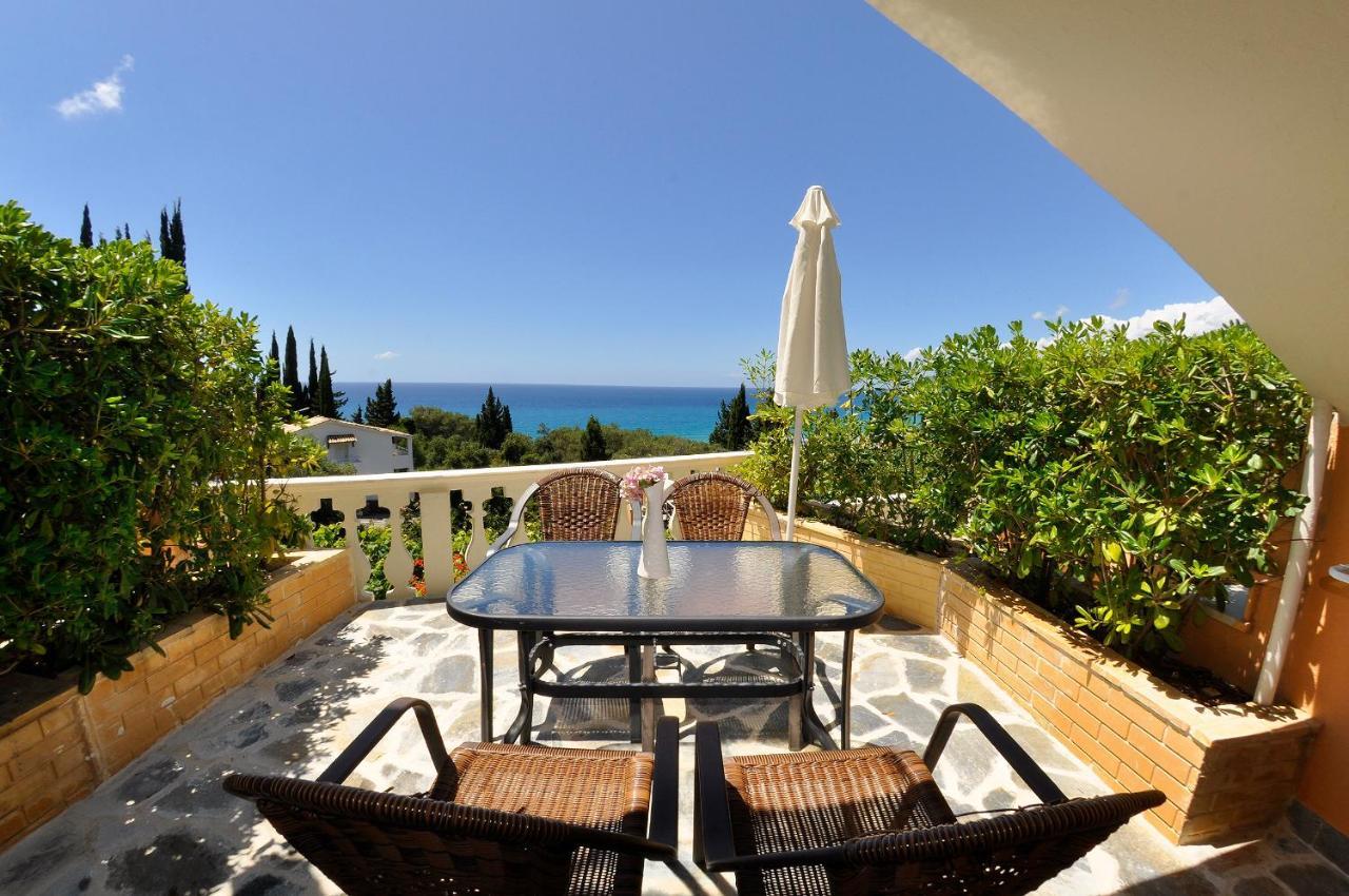 Dina'S Paradise Agios Gordios  Ngoại thất bức ảnh